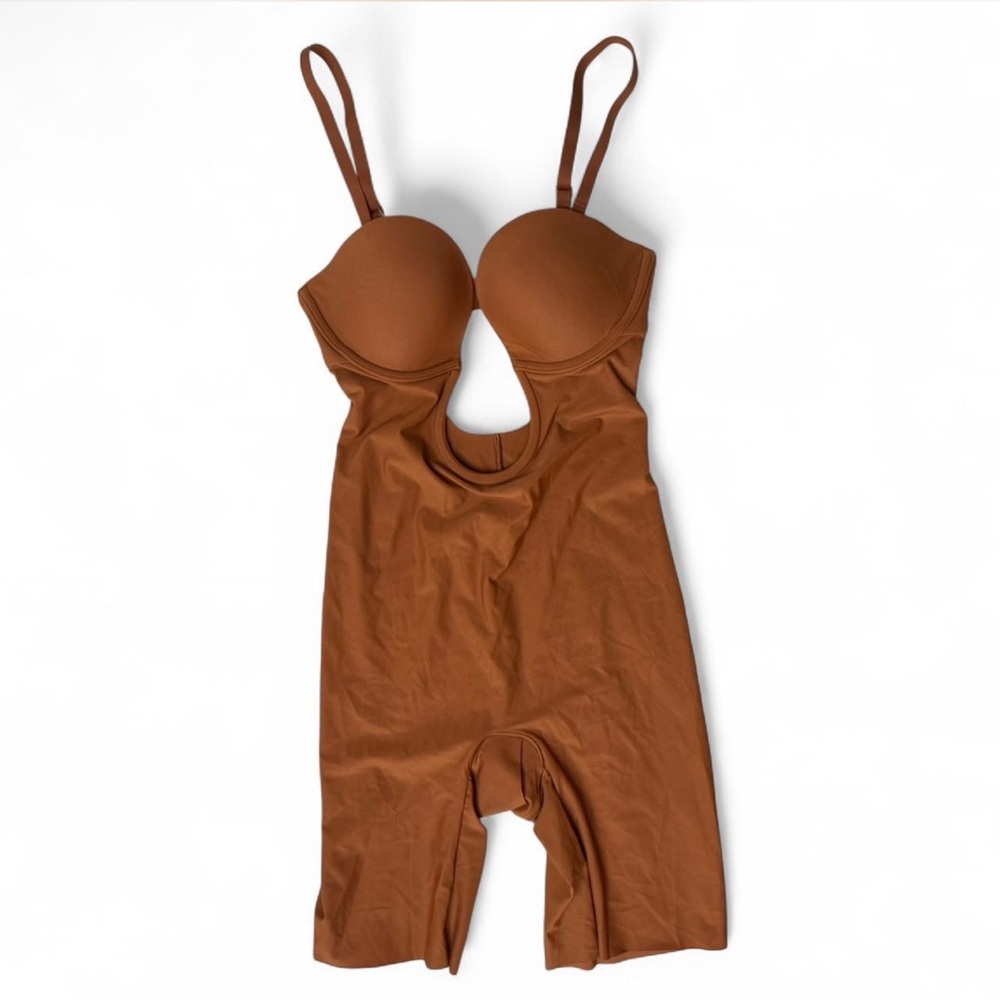 Skims deep plunge shapewear mid thigh
